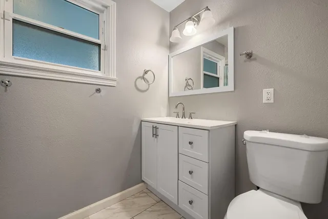 $450,000 | 1820 Julian Avenue, Modesto, CA 95354