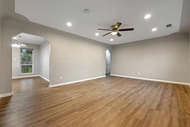 $450,000 | 1820 Julian Avenue, Modesto, CA 95354