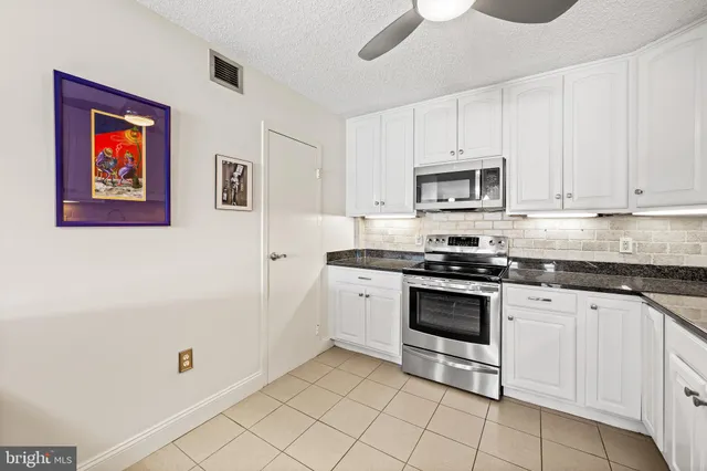 $262,500 | 205 East Joppa Road, Unit 1209, Towson, MD 21286