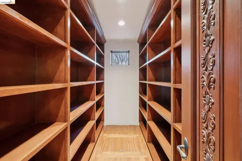 $2,475,000 | 6611 Elverton Drive, Oakland, CA 94611