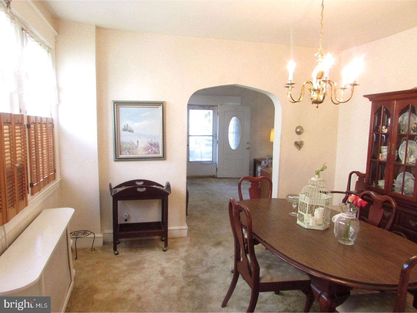 7406 Montour Street Philadelphia, PA 19111 - Photo 9 of 25 Dining Room
