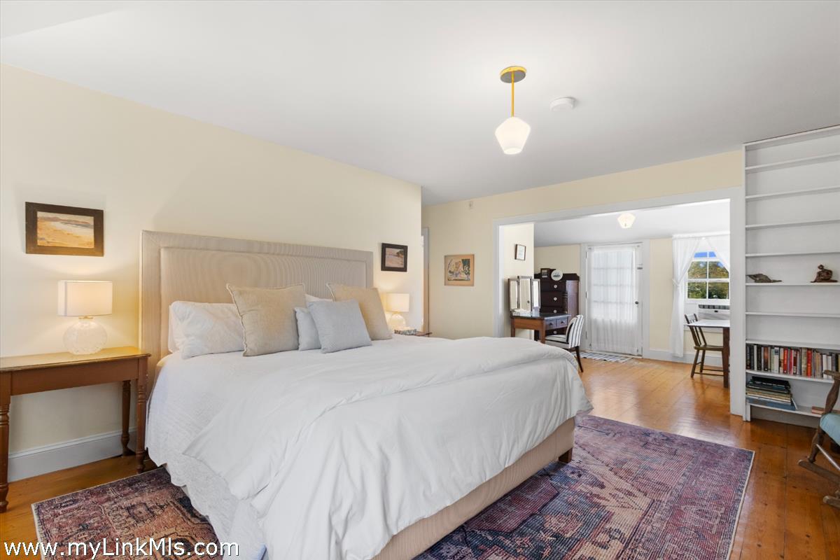 33 Shell Street Nantucket, MA 02554 - Photo 33 of 60