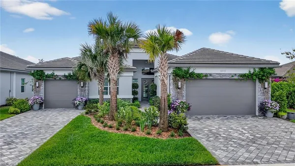 $1,900,000 | 12030 Azalea Way, Naples, FL 34120