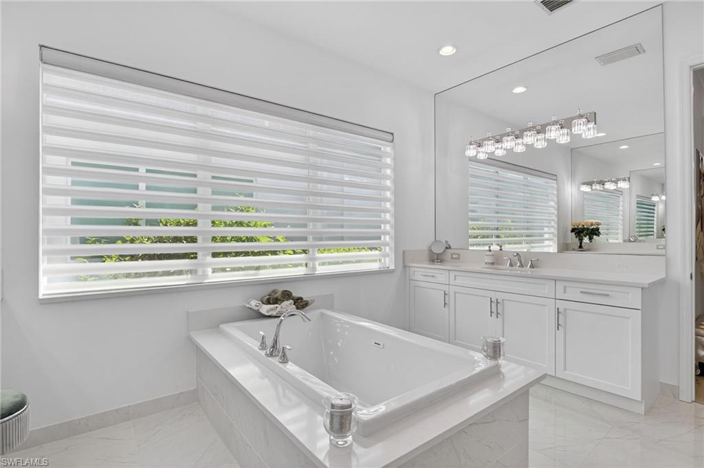 12030 Azalea Way Naples, FL 34120 - Photo 15 of 50