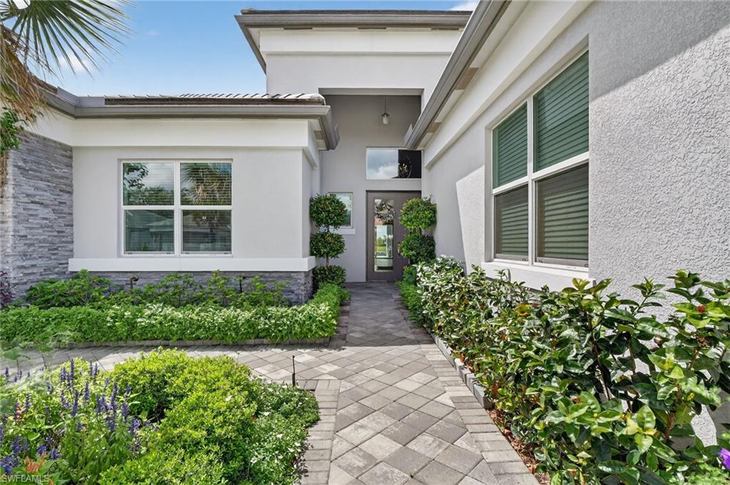 12030 Azalea Way Naples, FL 34120 - Photo 38 of 50