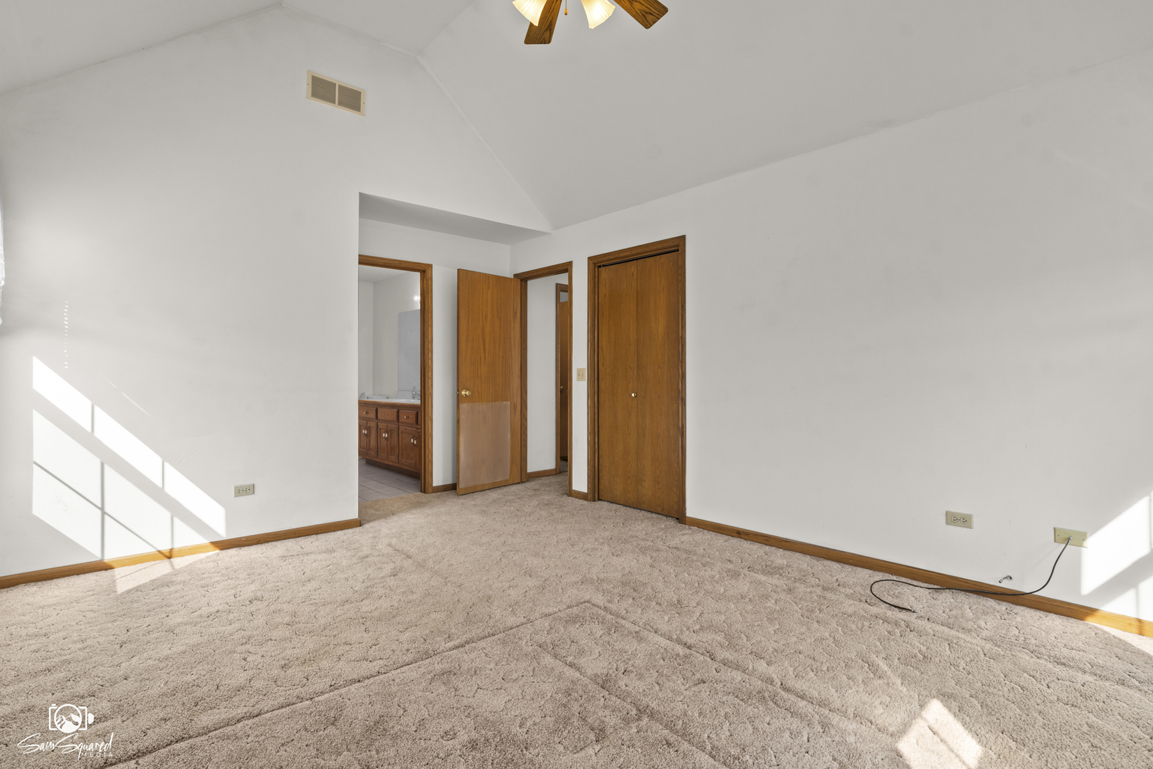 3209 Sunset Court Crest Hill, IL 60403 - Photo 31 of 38 an empty room with closet and windows