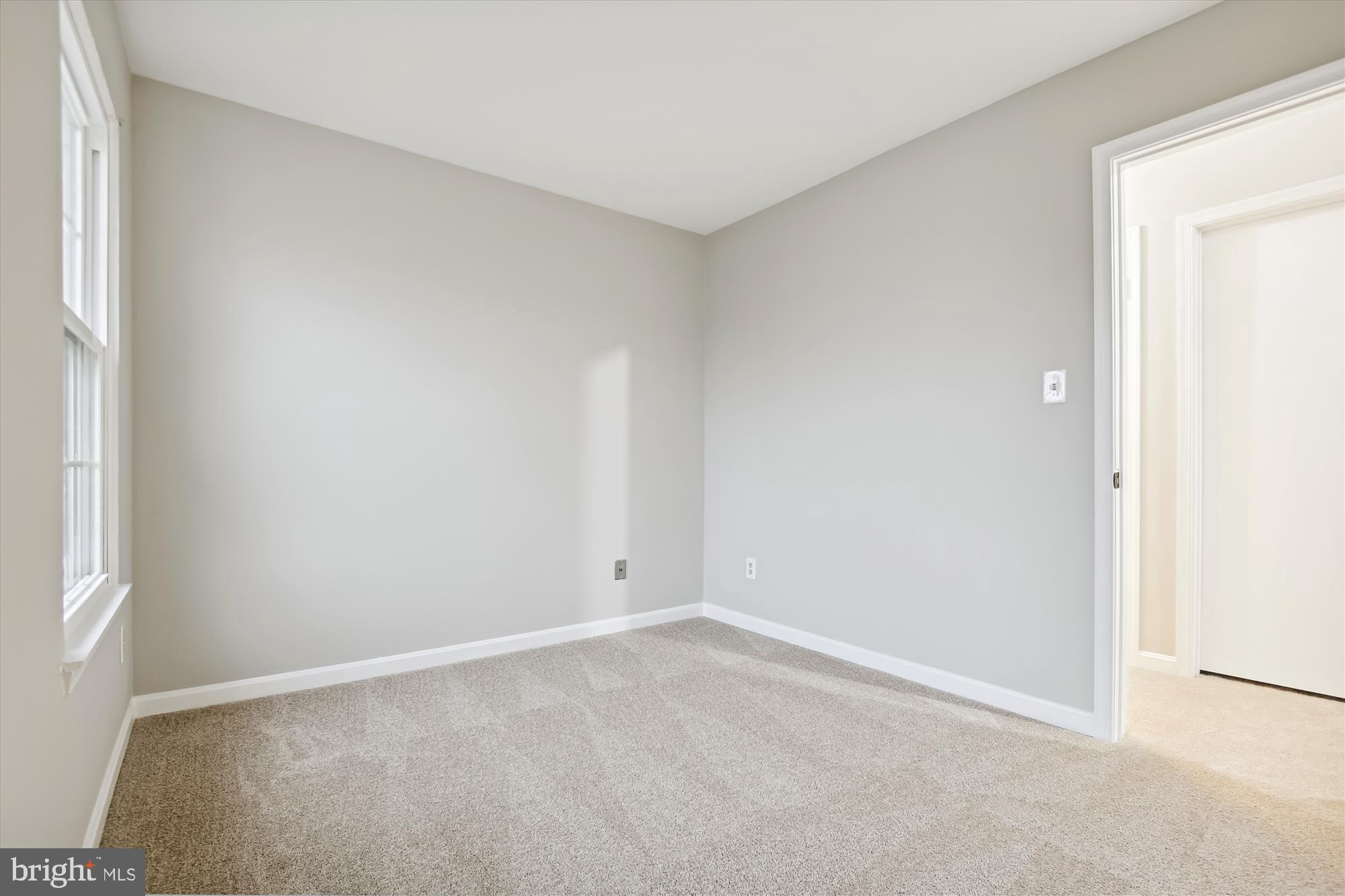 33 Winehurst Road Catonsville, MD 21228 - Photo 23 of 44 2nd bedroom