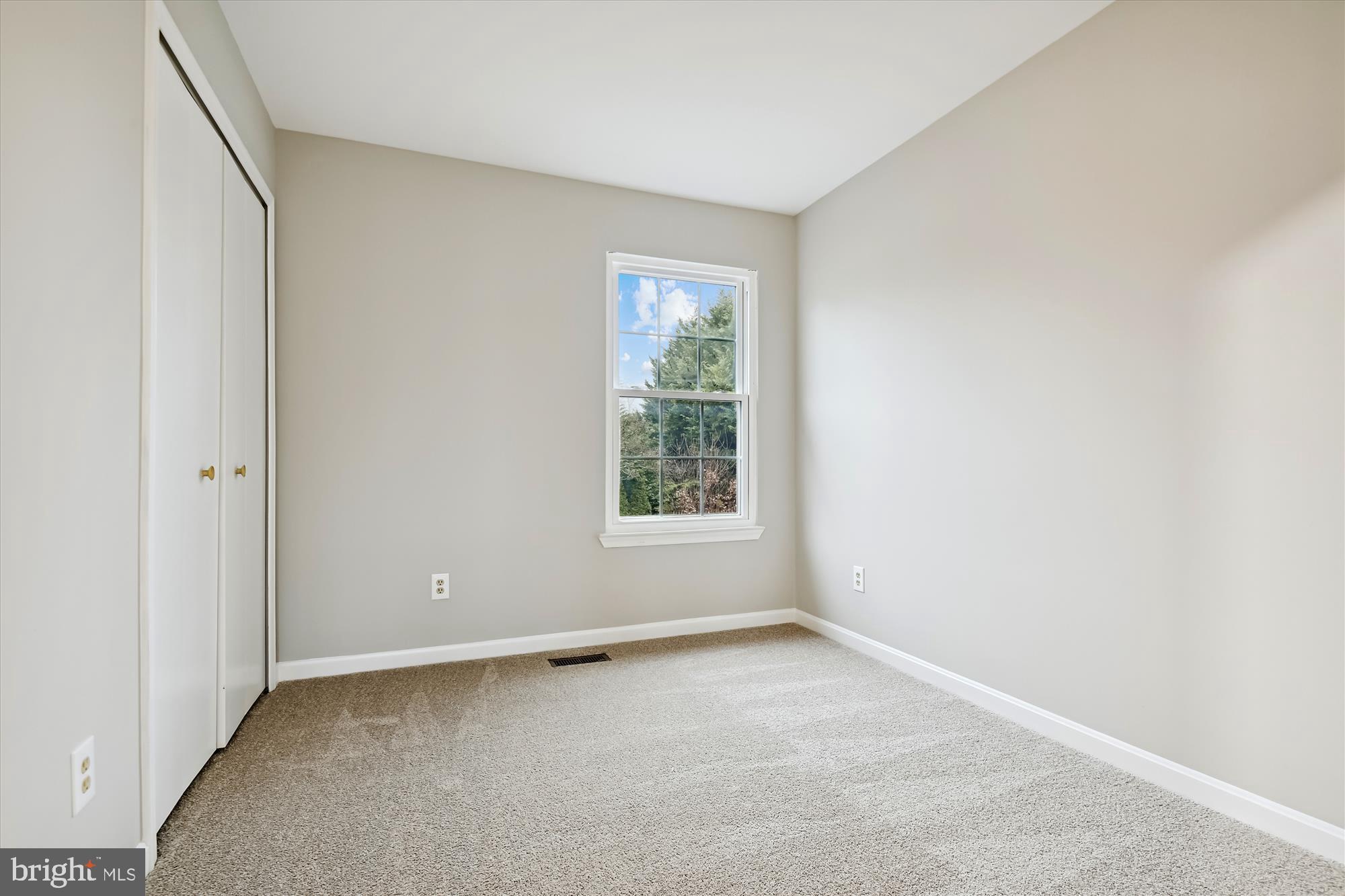 33 Winehurst Road Catonsville, MD 21228 - Photo 24 of 44 3rd bedroom