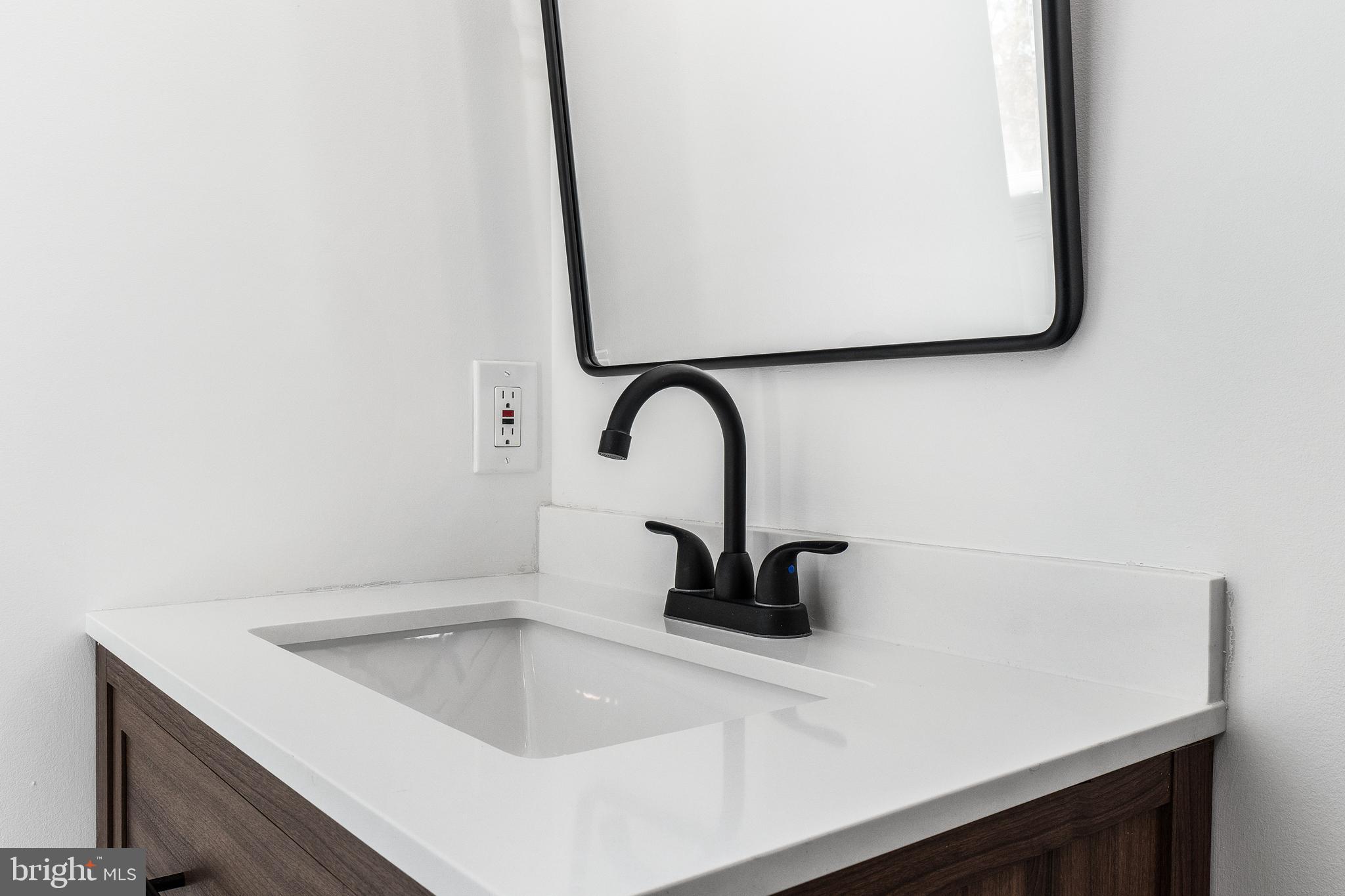 40 Brookside Road Glenside, PA 19038 - Photo 11 of 35 a close view of a sink and dishwasher