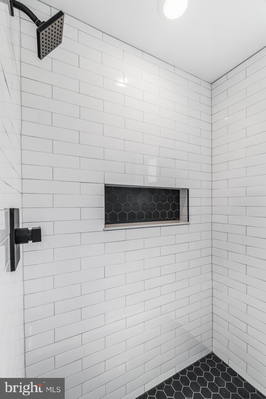 40 Brookside Road Glenside, PA 19038 - Photo 17 of 35 a bathroom with a shower