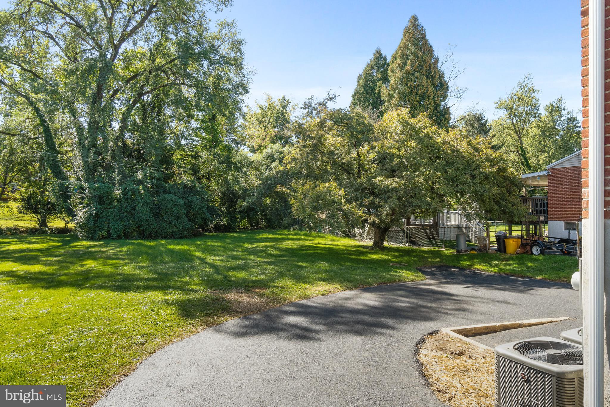 40 Brookside Road Glenside, PA 19038 - Photo 32 of 35 a view of a park with large trees