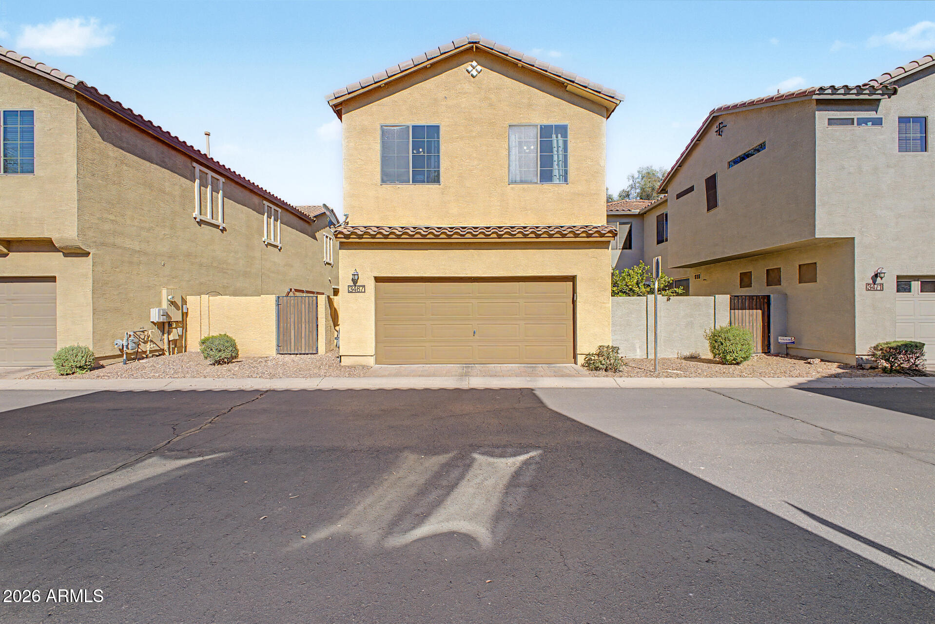 3467 South Bandit Road Gilbert, AZ 85297 - Photo 25 of 49 2 car garage