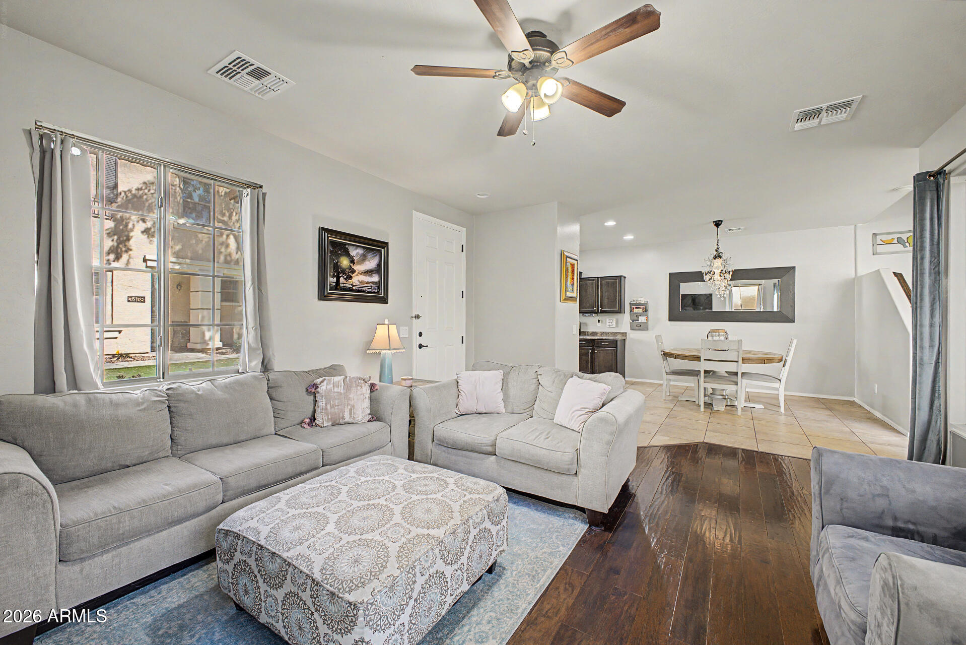 3467 South Bandit Road Gilbert, AZ 85297 - Photo 3 of 49 great room