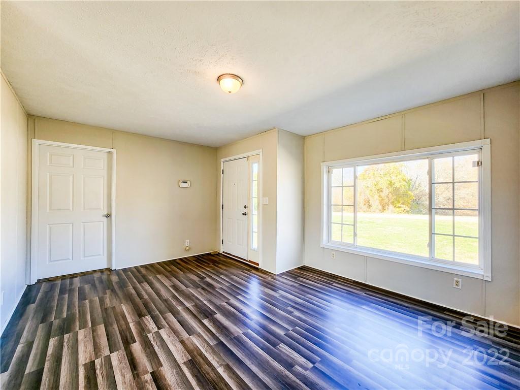 142 Deadman Road Ellenboro, NC 28040 - Photo 5 of 46 Gallery Image 5