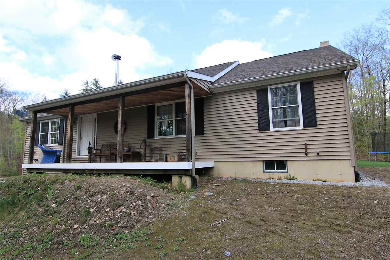 11 Lake Road Webster, NH 03303 - Photo 1 of 27