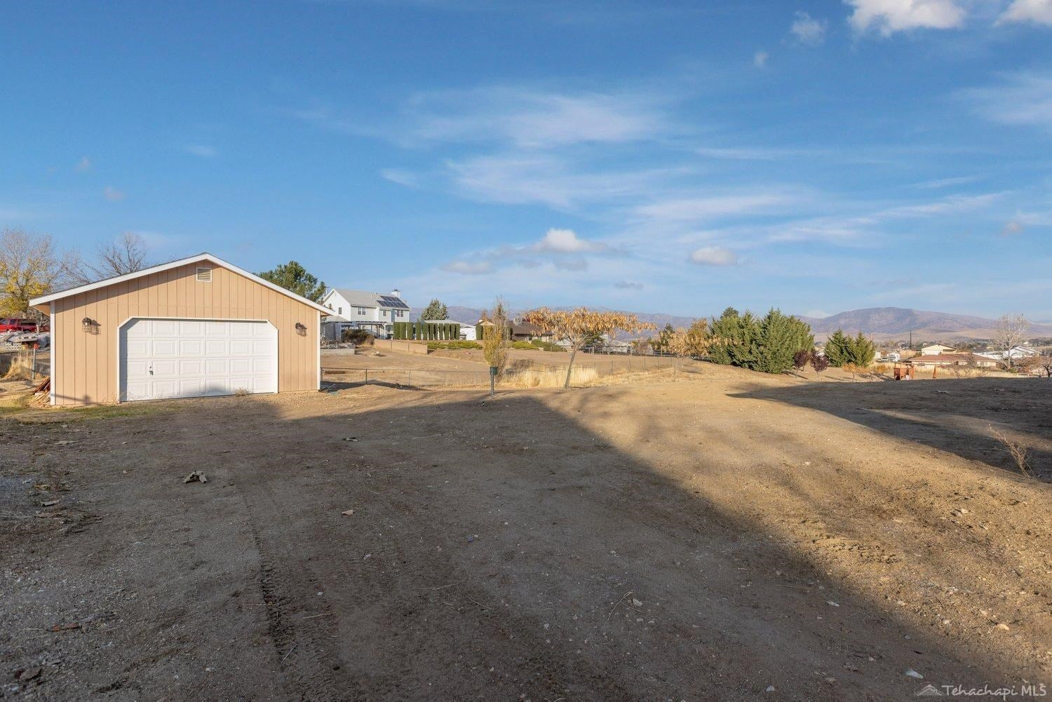 21217 Ridgeway Drive Tehachapi, CA 93561 - Photo 40 of 46 Gallery Image 40