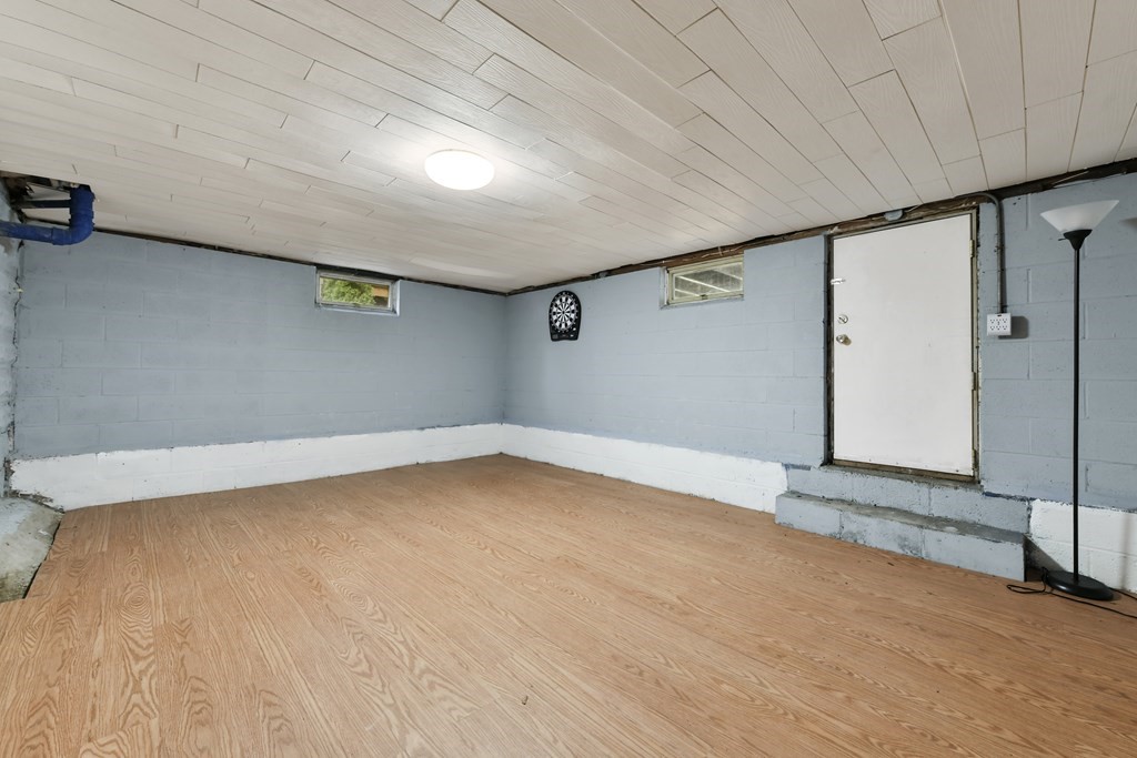 22 Reed Street Arlington, MA 02474 - Photo 25 of 26 Gallery Image 25