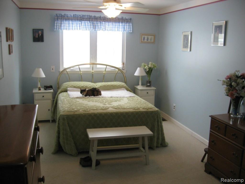 10825 Beech Daly Road Taylor, MI 48180 - Photo 12 of 24 18 ft master bedroom