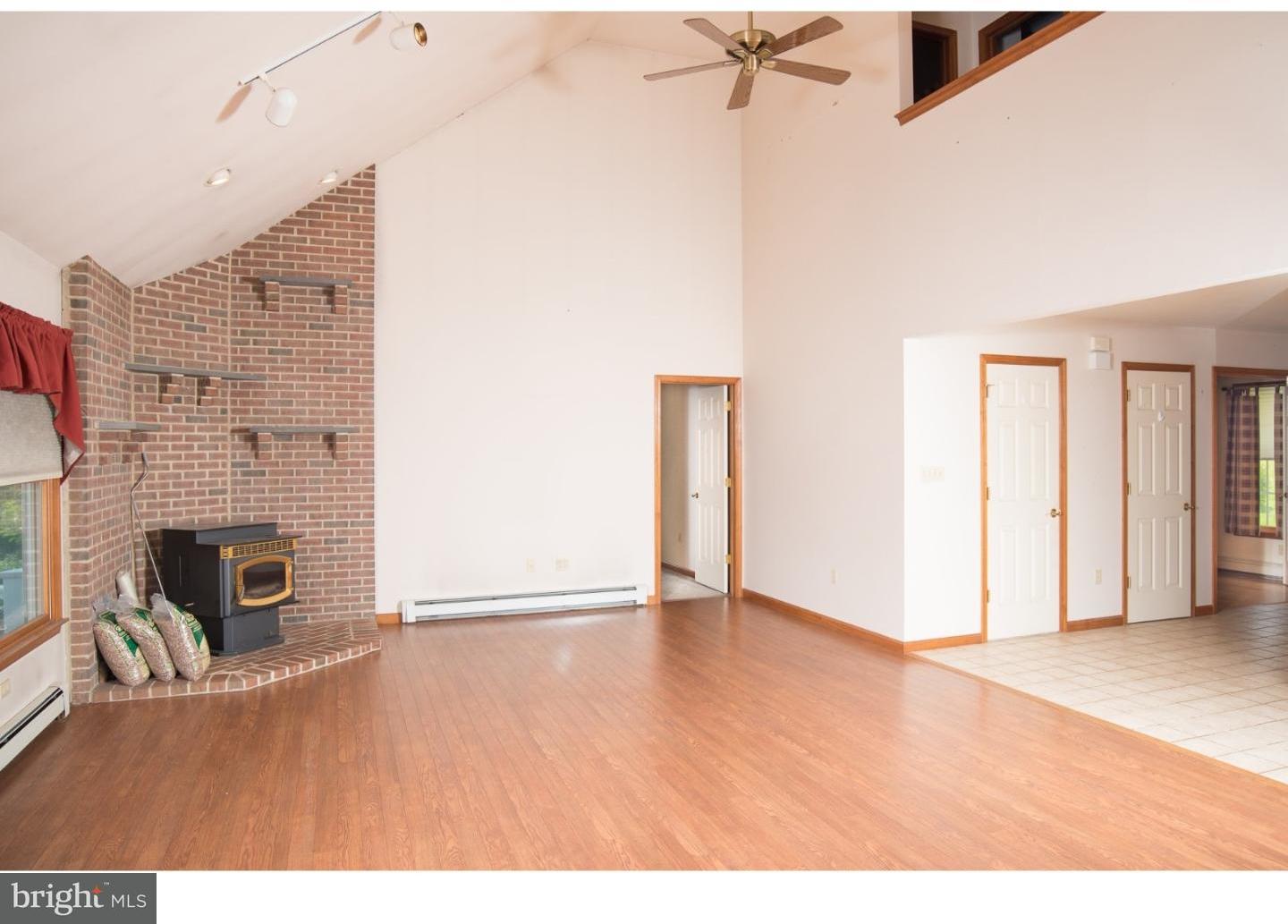 2661 Kutztown Road Pennsburg, PA 18073 - Photo 12 of 25 Gallery Image 12