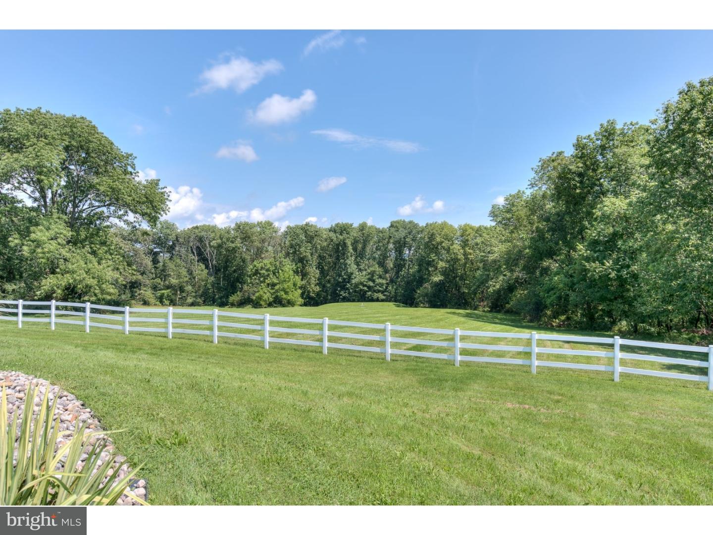 2661 Kutztown Road Pennsburg, PA 18073 - Photo 10 of 25 Gallery Image 10