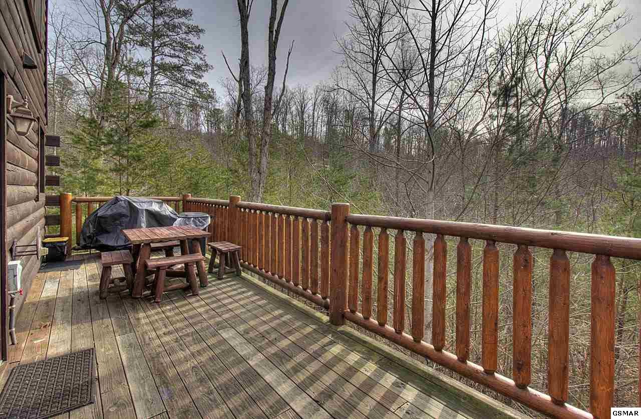 2231 Breezy Road, Unit RUSTICELEGANCE Sevierville, TN 37876 - Photo 27 of 31 Gallery Image 27