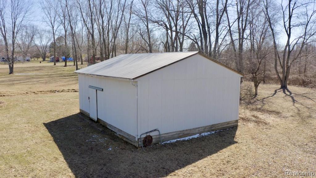 7874 Beard Road Byron, MI 48418 - Photo 24 of 28