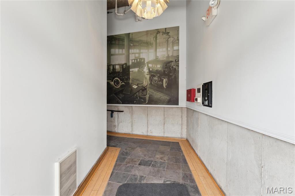 2201 Locust Street, Unit 304 St. Louis, MO 63103 - Photo 18 of 22