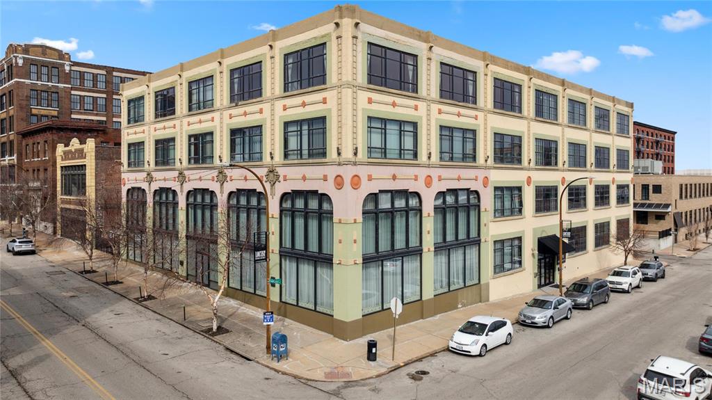 2201 Locust Street, Unit 304 St. Louis, MO 63103 - Photo 2 of 22