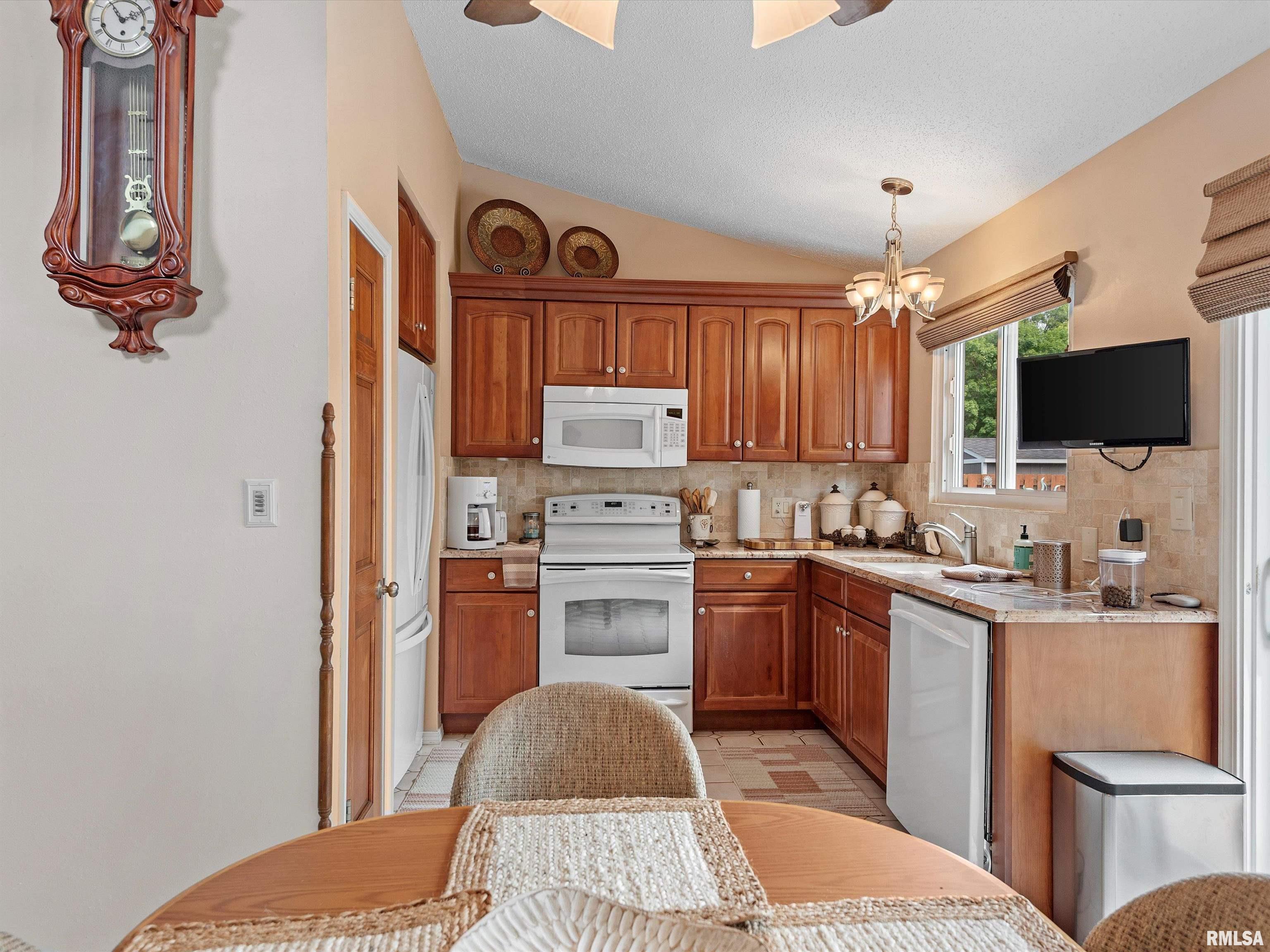 10 Hollybrook Drive Springfield, IL 62702 - Photo 11 of 30