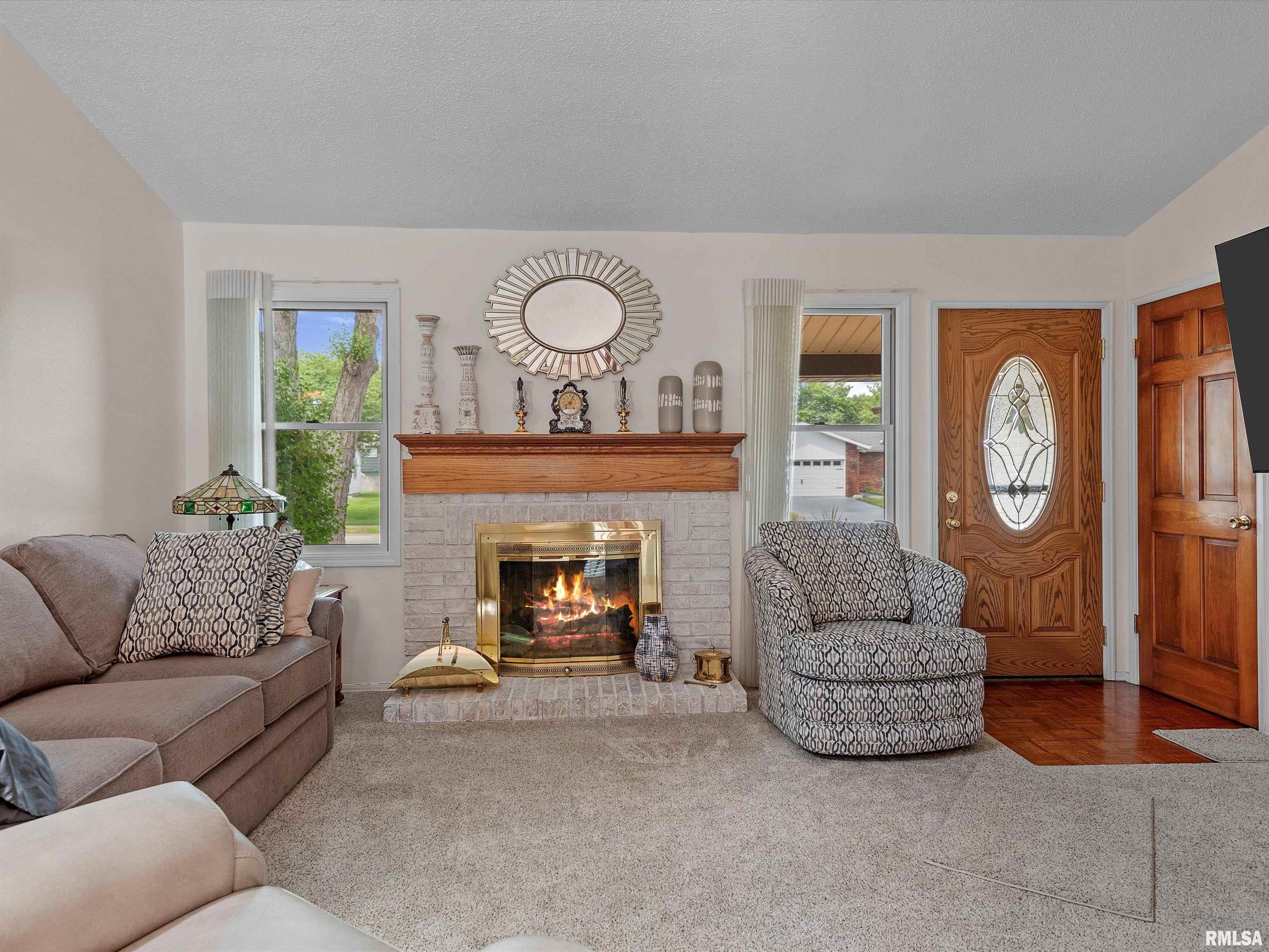 10 Hollybrook Drive Springfield, IL 62702 - Photo 7 of 30
