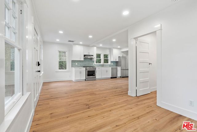 $5,500 | 636 Brooks Avenue, Venice, CA 90291