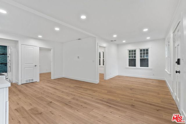 $5,500 | 636 Brooks Avenue, Venice, CA 90291