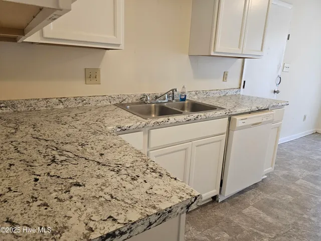 $1,424 | 111 Cherrywood Court, Jacksonville, NC 28546