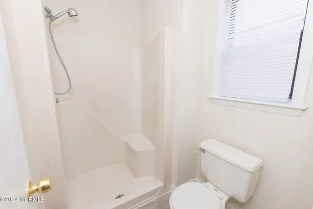 $1,425 | 111 Cherrywood Court, Jacksonville, NC 28546