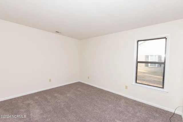 $1,425 | 111 Cherrywood Court, Jacksonville, NC 28546