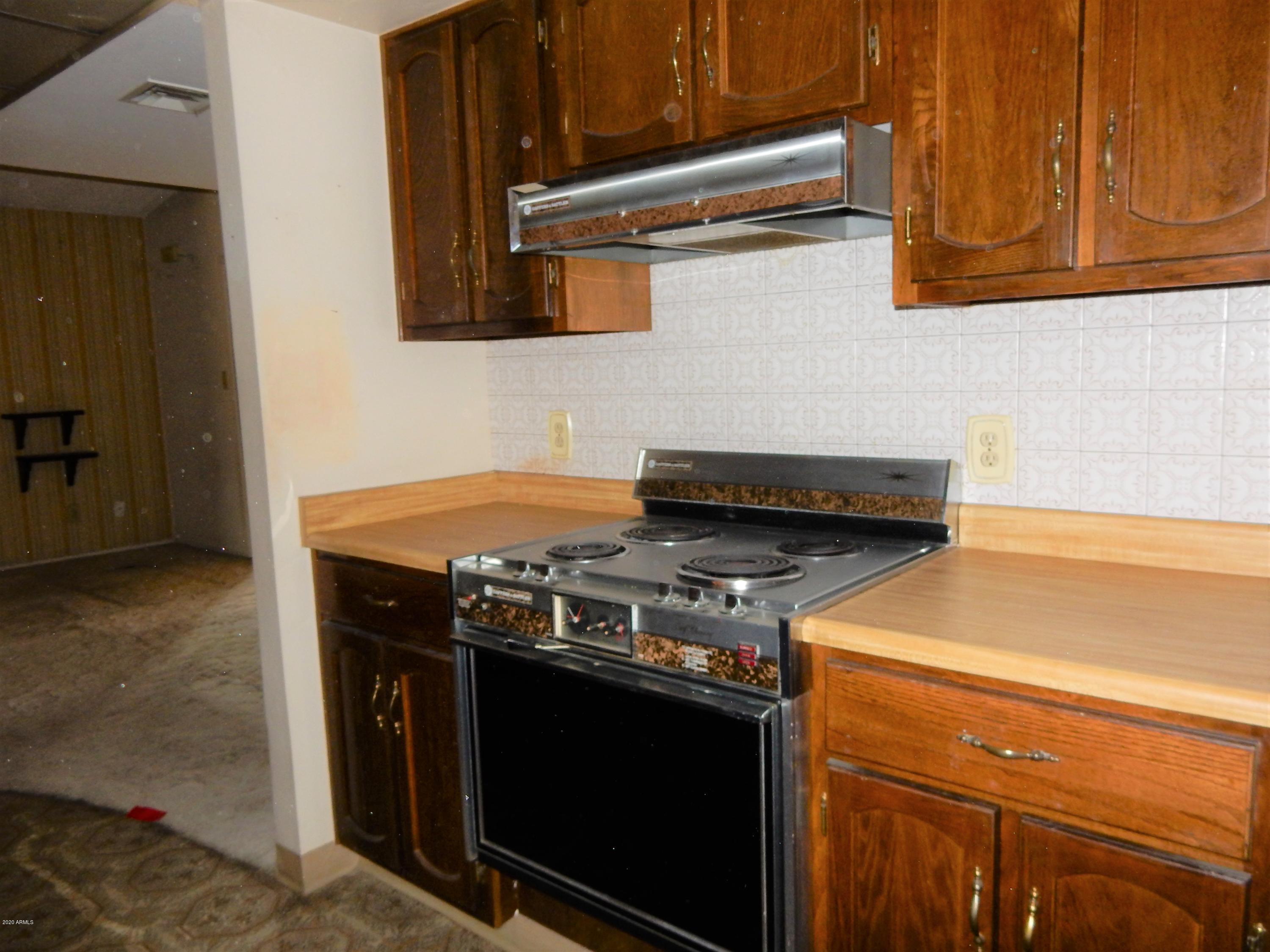 2113 West Inlet Loop Mesa, AZ 85202 - Photo 38 of 45 023-234853 - Kitchen 4