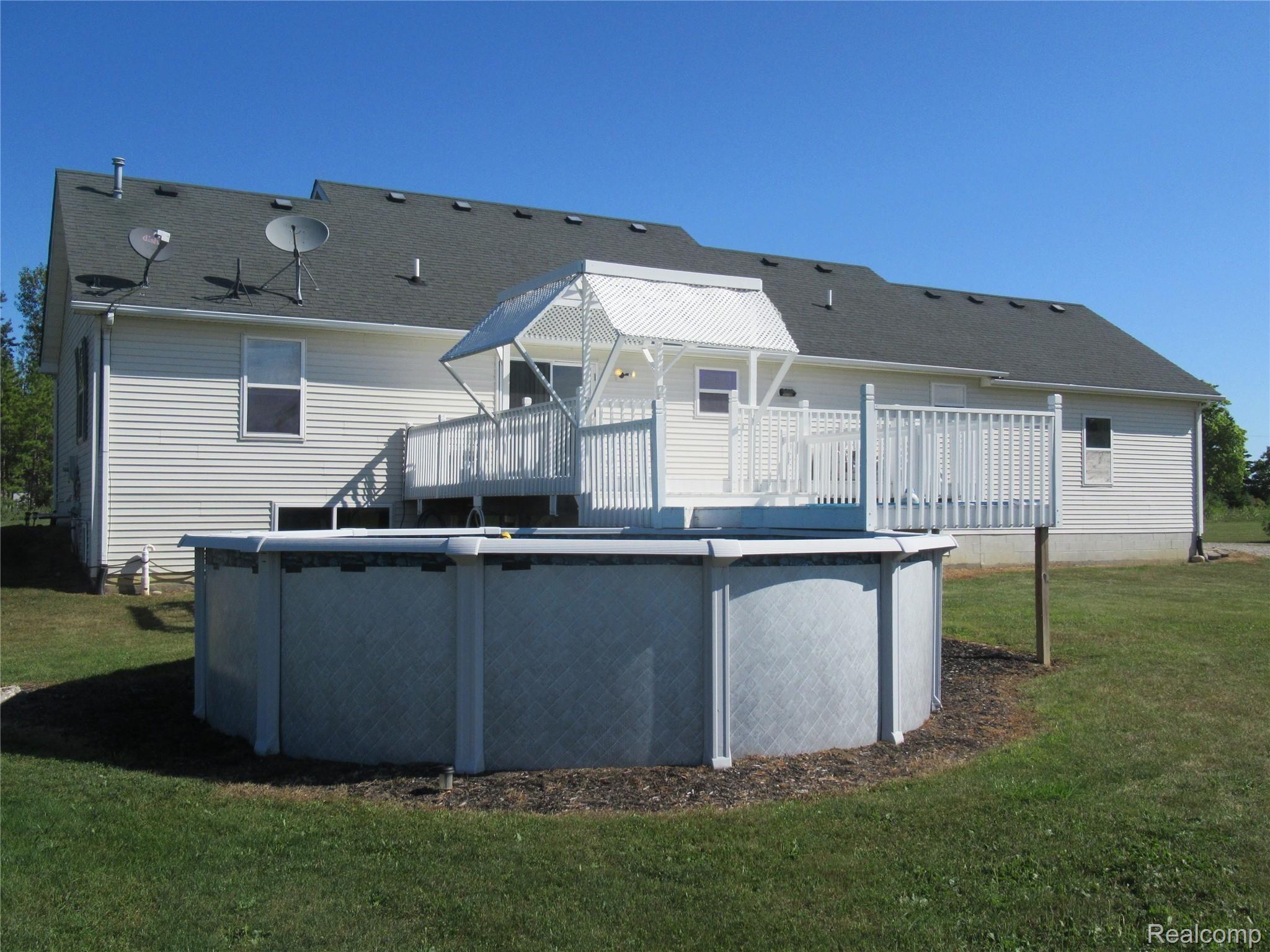 14901 Sullivan Road Capac, MI 48014 - Photo 35 of 41 IMG_1130.JPG