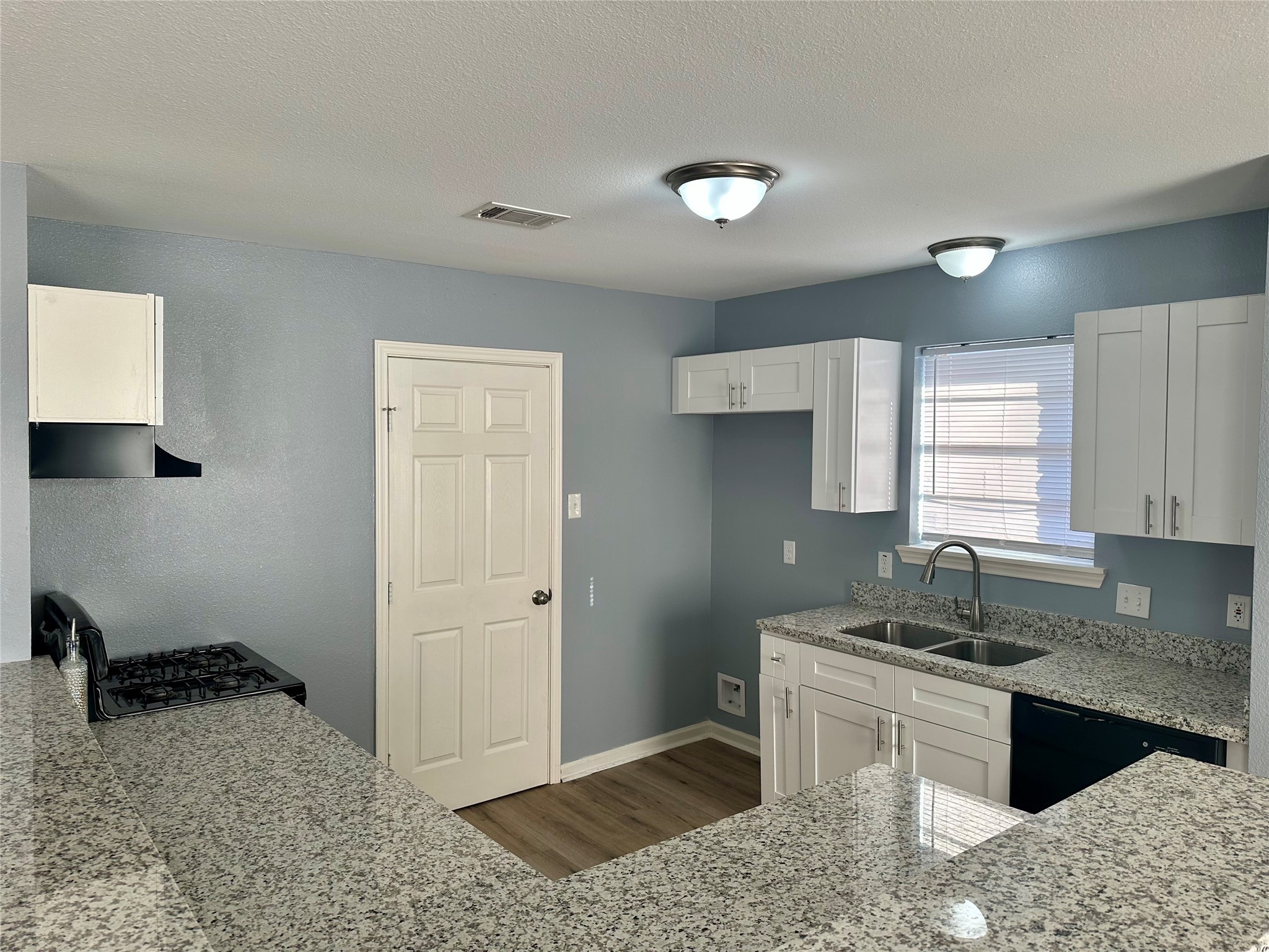 15770 Chimney Rock Road Houston, TX 77489 - Photo 16 of 42