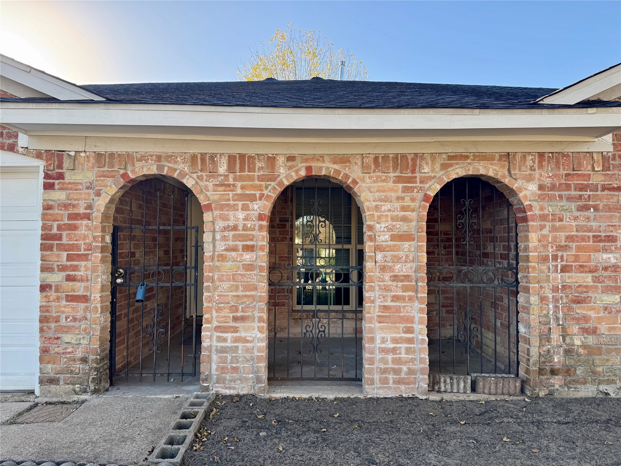 15770 Chimney Rock Road Houston, TX 77489 - Photo 2 of 42