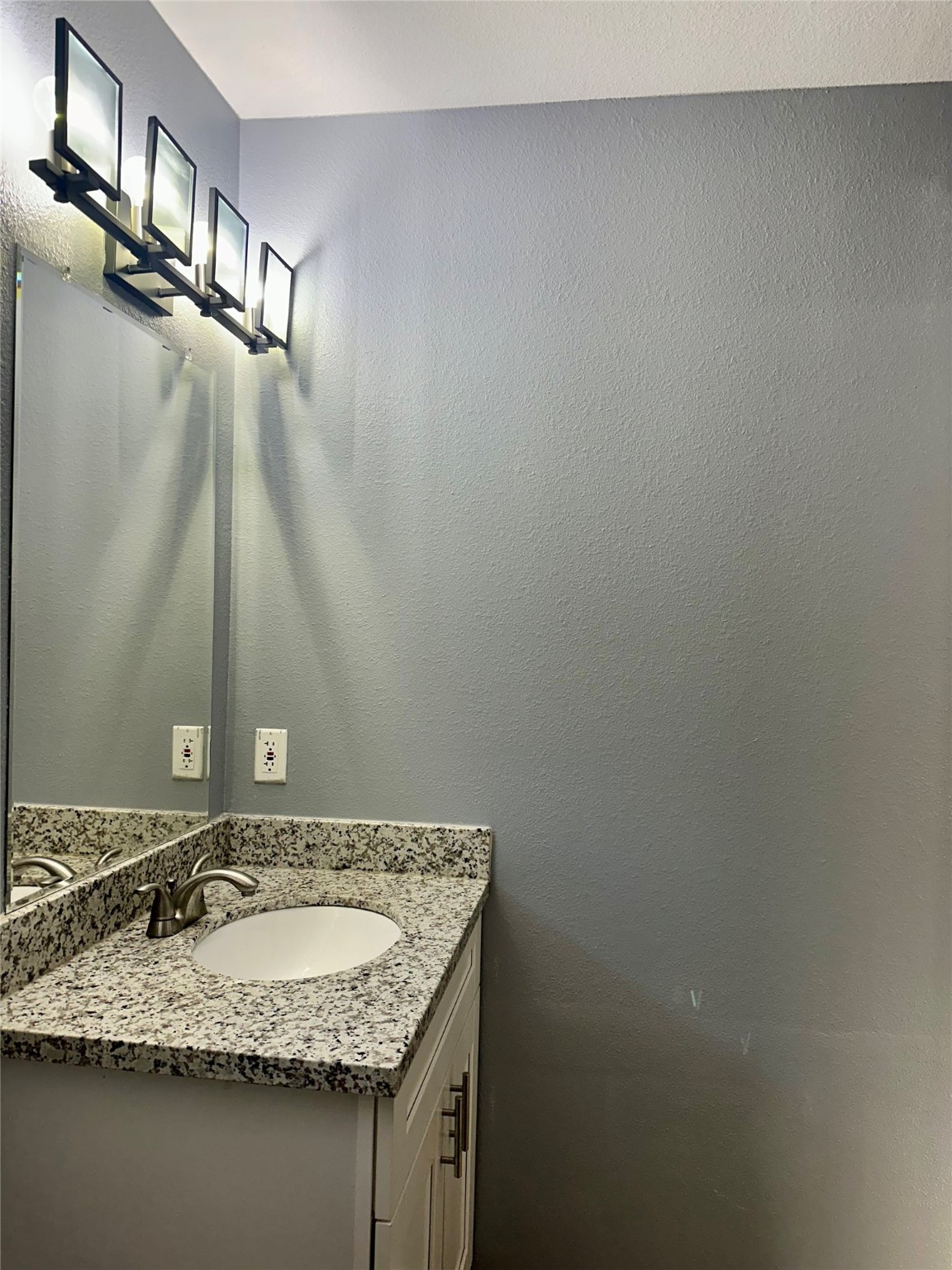 15770 Chimney Rock Road Houston, TX 77489 - Photo 32 of 42