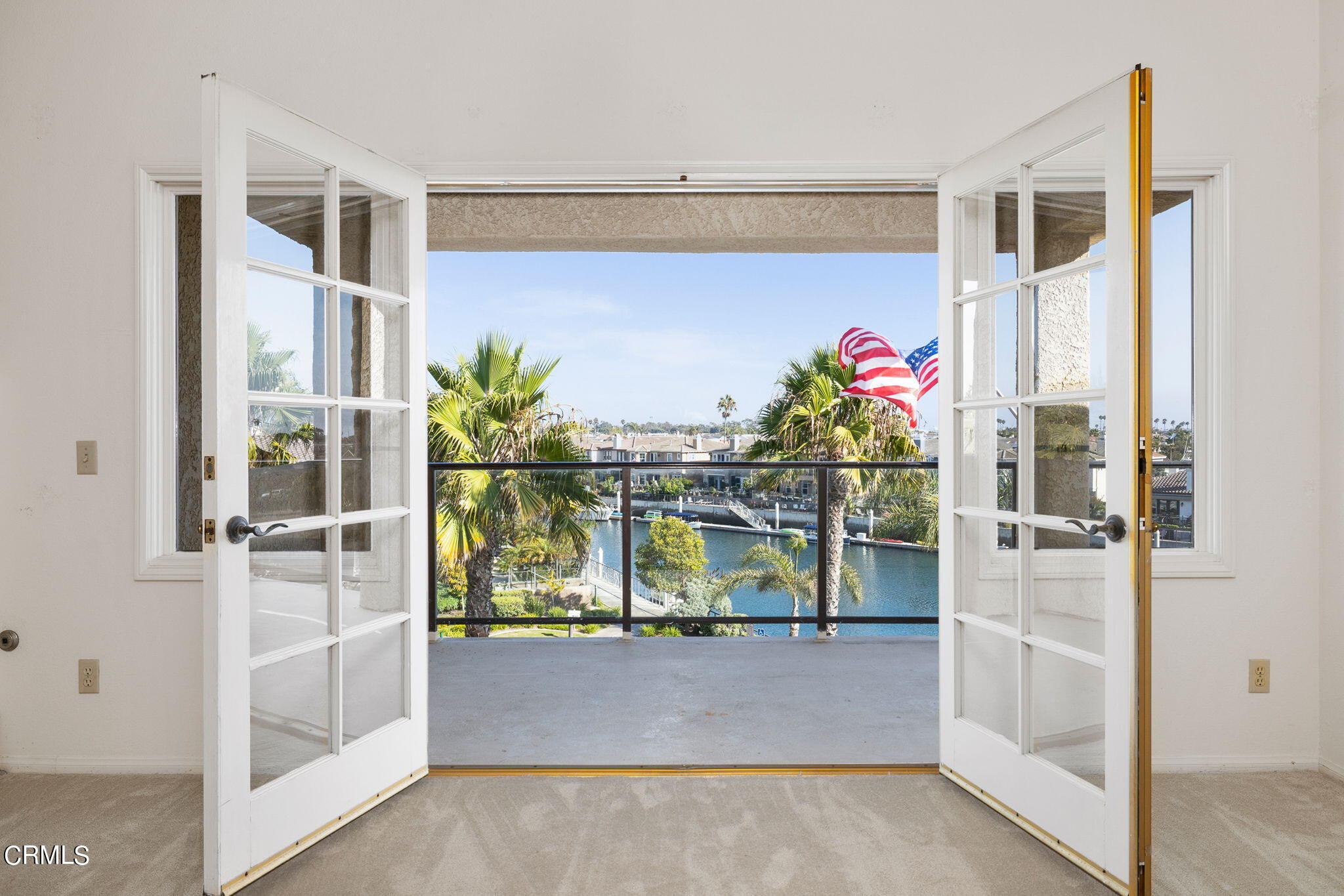 4212 Harbour Island Lane Oxnard, CA 93035 - Photo 11 of 48 a view of living room