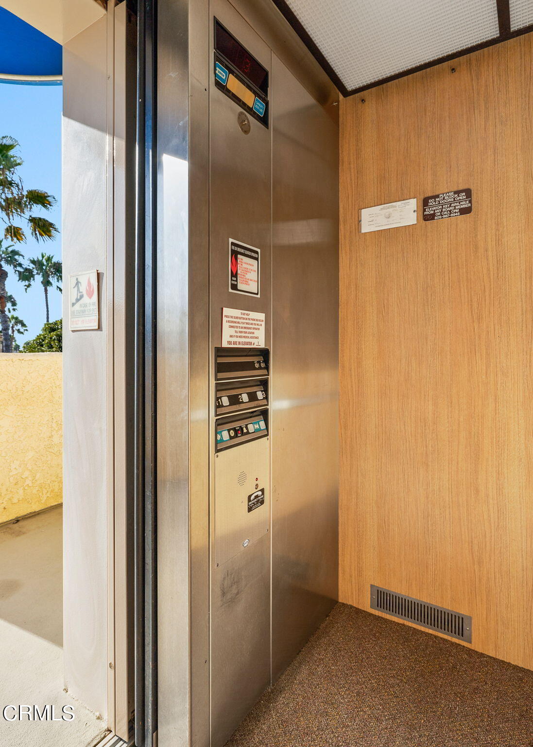 4212 Harbour Island Lane Oxnard, CA 93035 - Photo 40 of 48 a bathroom with a shower