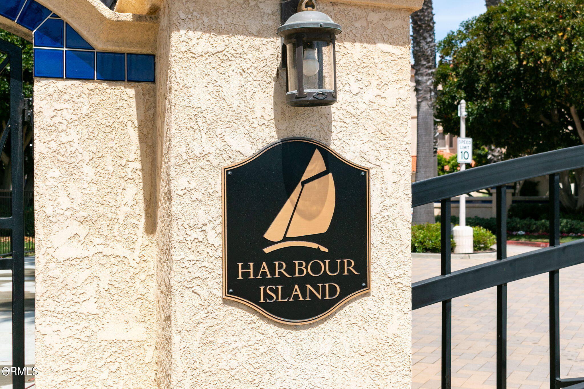 4212 Harbour Island Lane Oxnard, CA 93035 - Photo 45 of 48 a view of entryway