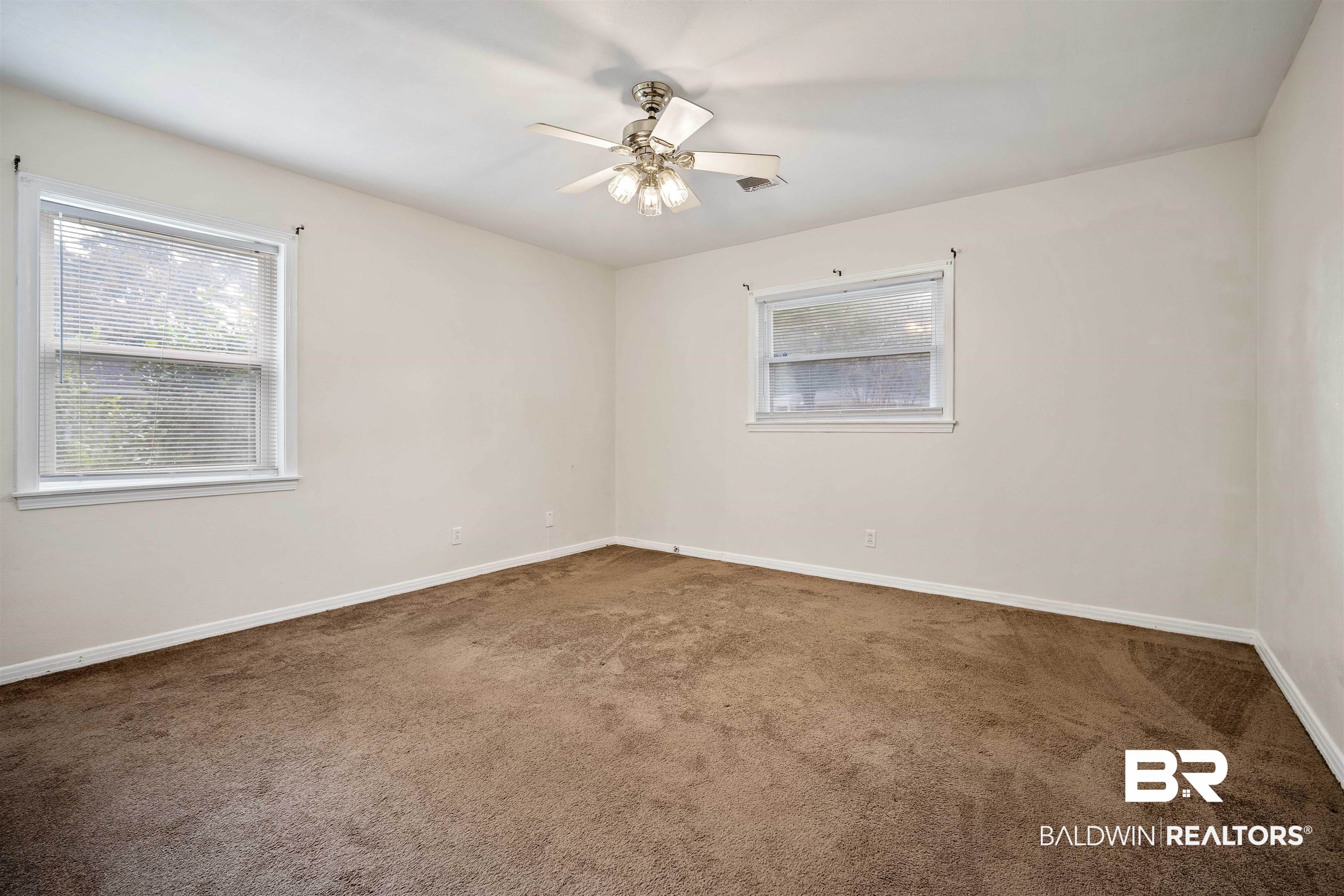 816 East Montfort Road Mobile, AL 36608 - Photo 17 of 24 Primary Bedroom