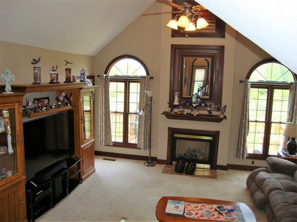 7700 South 560 E Road Selma, IN 47383 - Photo 9 of 23 Gallery Image 9