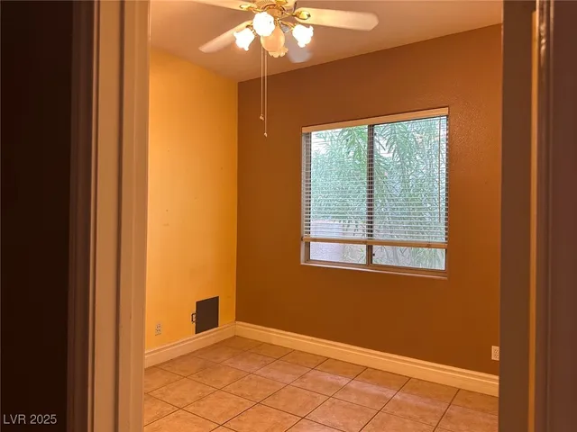 $2,950 | 141 Cliff Valley Drive, Las Vegas, NV 89148