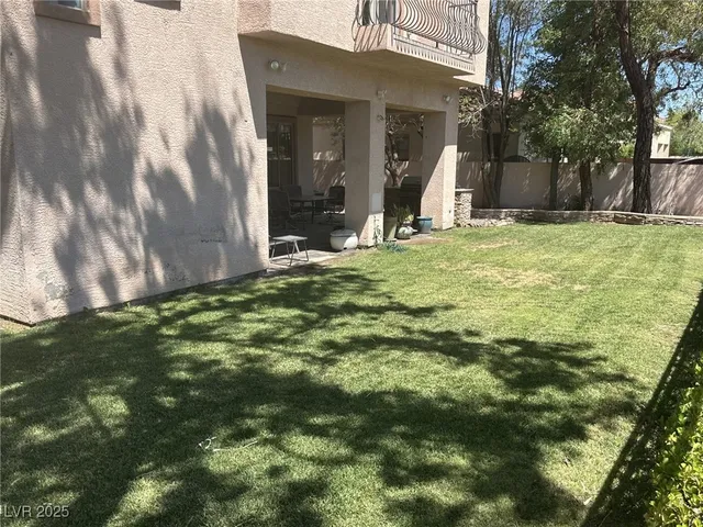 $2,950 | 141 Cliff Valley Drive, Las Vegas, NV 89148