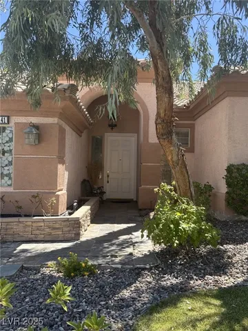 $2,950 | 141 Cliff Valley Drive, Las Vegas, NV 89148