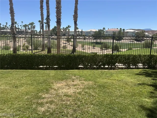 $2,950 | 141 Cliff Valley Drive, Las Vegas, NV 89148
