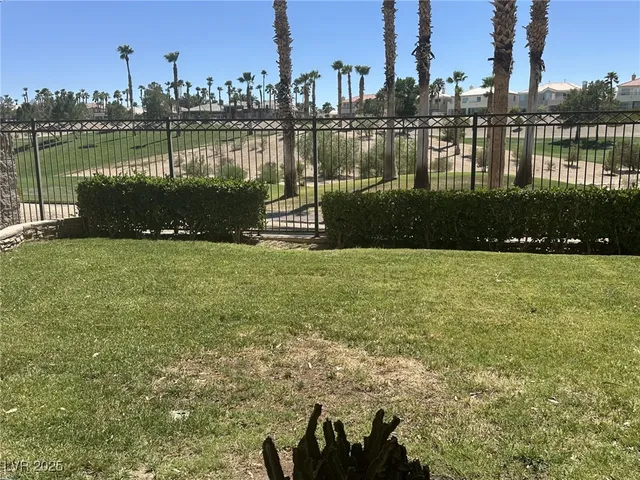 $2,950 | 141 Cliff Valley Drive, Las Vegas, NV 89148